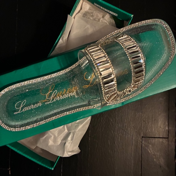 Lauren Lorraine Jeweled Flats NIB - Picture 1 of 1